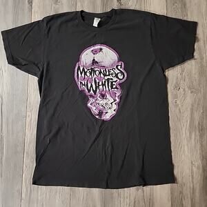 Motionless In White T-Shirt Sz L Black Skull Heavy Metal Metalcore Band Tee